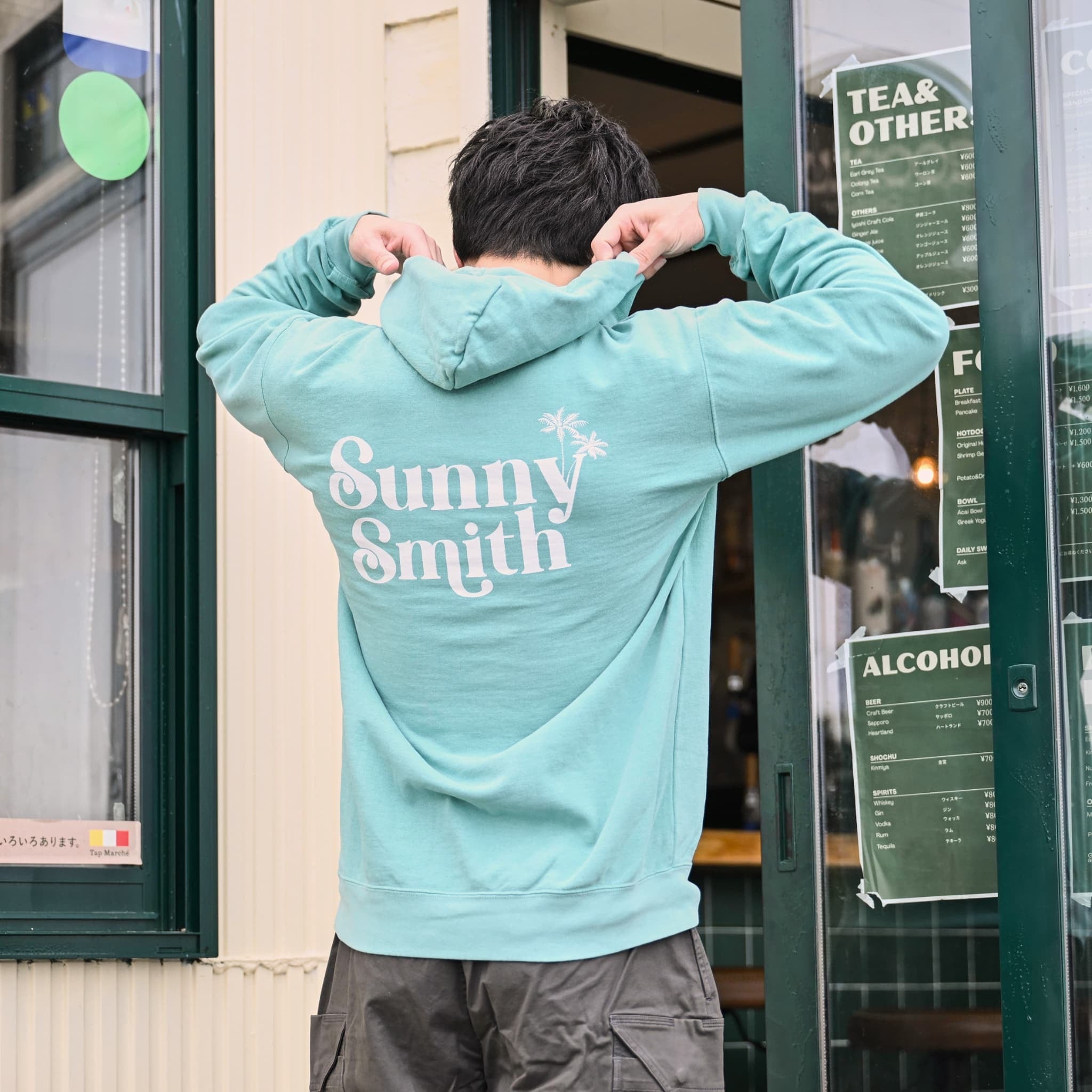 SunnySmithフロントロゴ刺繍裏起毛ピグメントパーカー