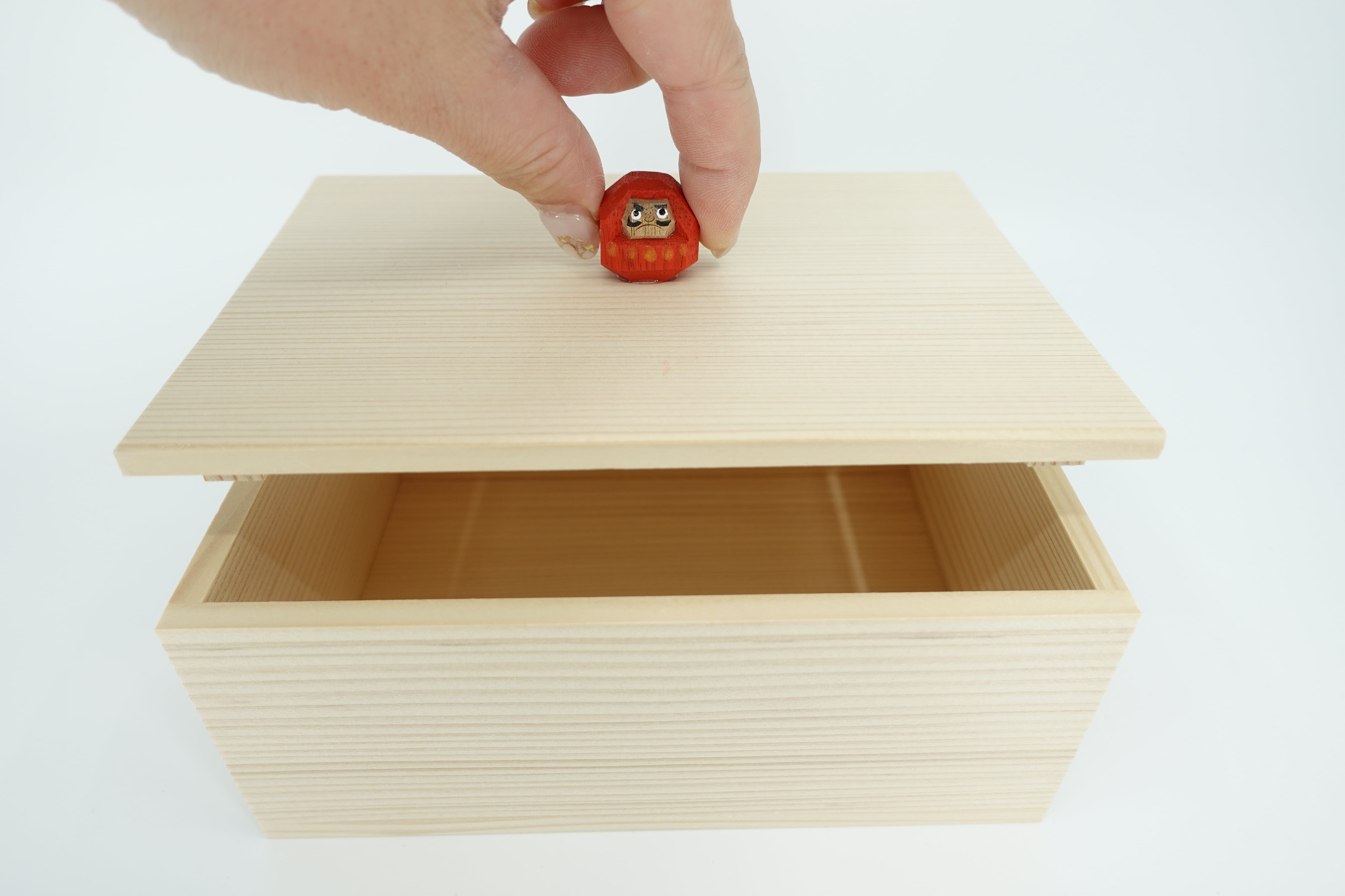 常信達磨　絹本一幅　桐箱付き 縁起箱(だるま)大 | 一刀彫結
