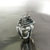 WOLF RING with SAPPHIRE / ウルフリング・サファイアアイズ