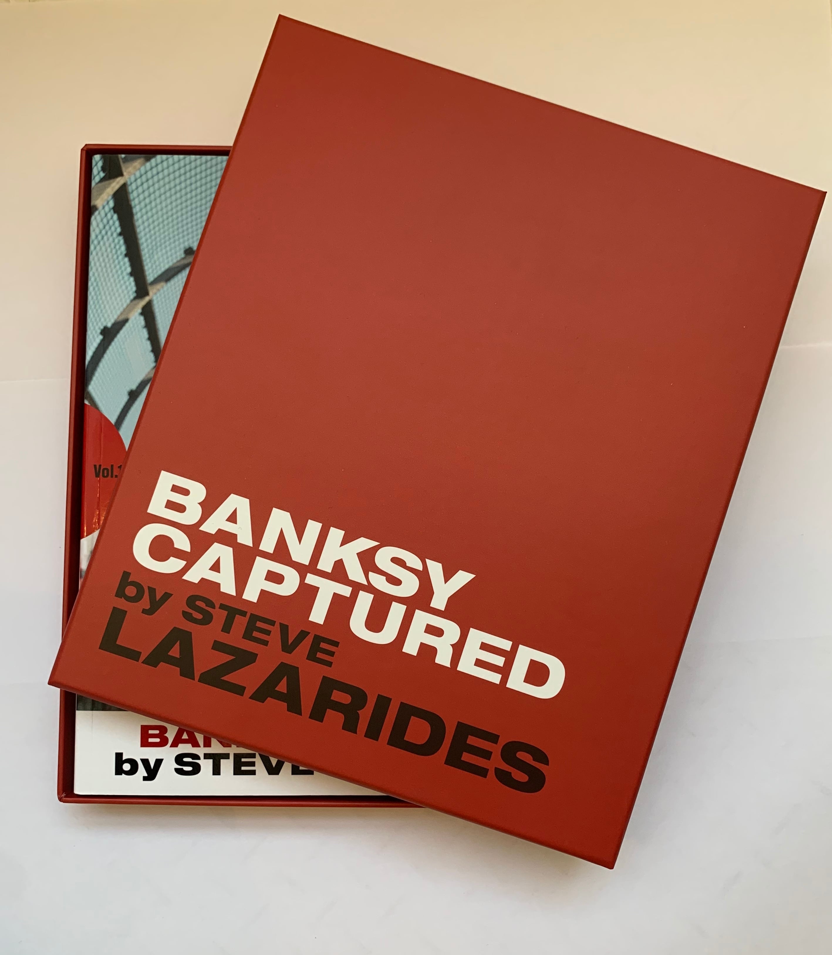 専用BOX＋写真集】BANKSY CAPTURED by STEVE LAZARIDES vol.1 2nd