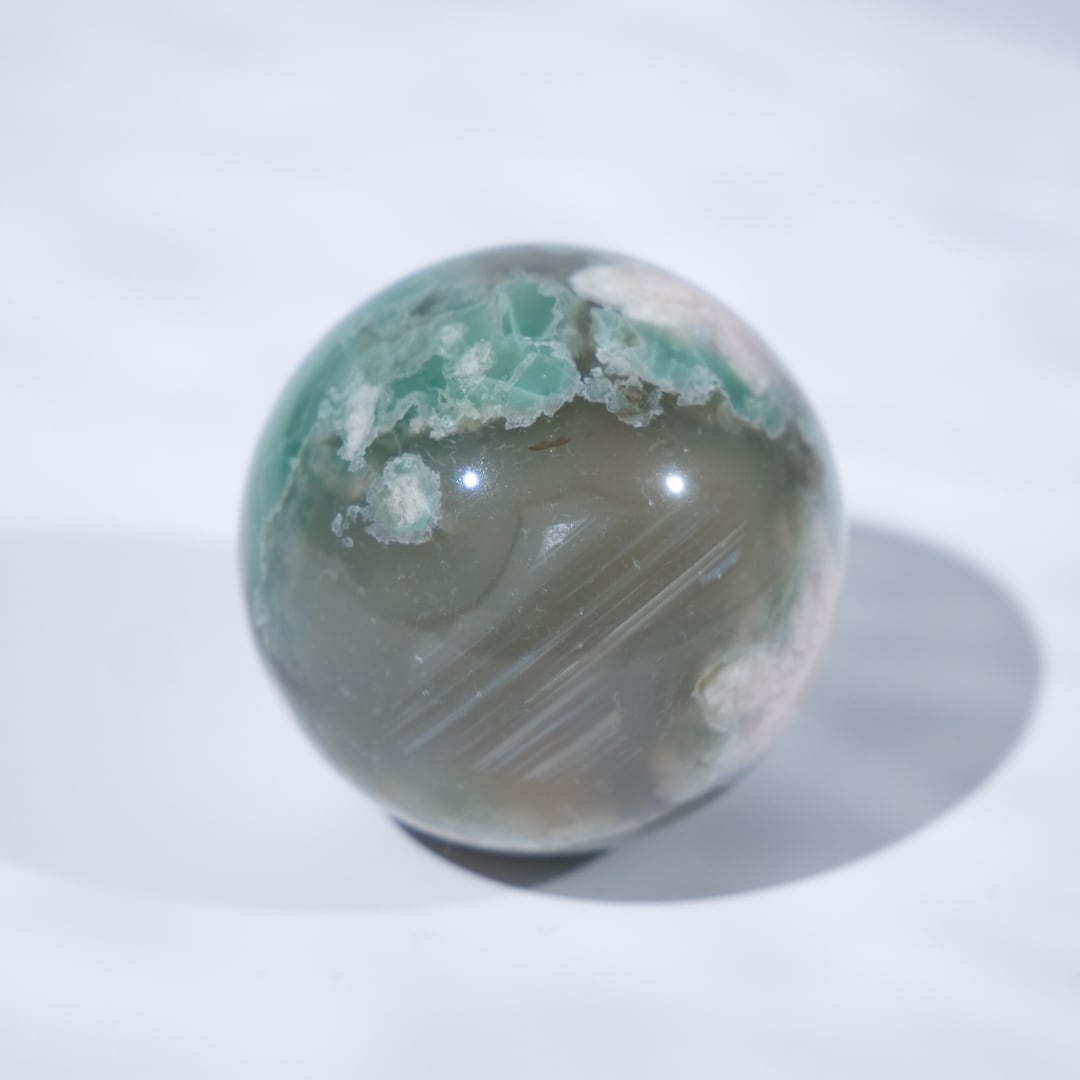 グリーンアメジスト (プラシオライト)フラワーアゲート 共生 スフィア グリーンアメジスト (プラシオライト)フラワーアゲート 共生