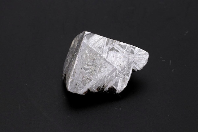 ムオニナルスタ ムオニオナルスタ 8.1g スライス カット 標本 隕石 オクタヘドライト No.61