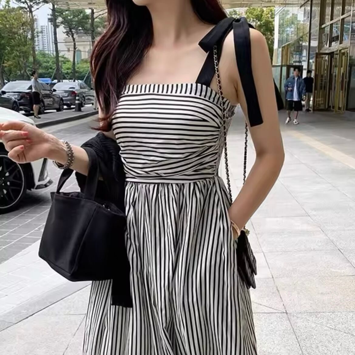 ショルダーリボンストライプワンピース