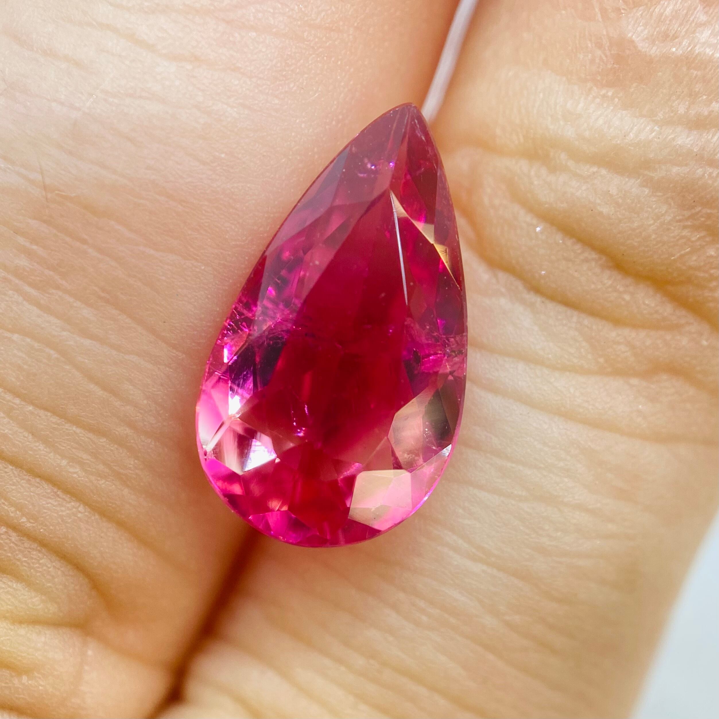 セクシーピンクなバイカラートルマリン