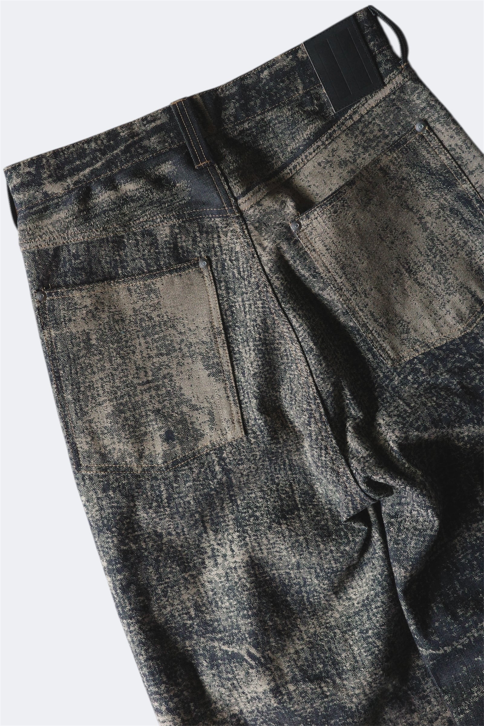 daisuke tanabe【x-ray jacuard denim trouser -black-】 | lloomm