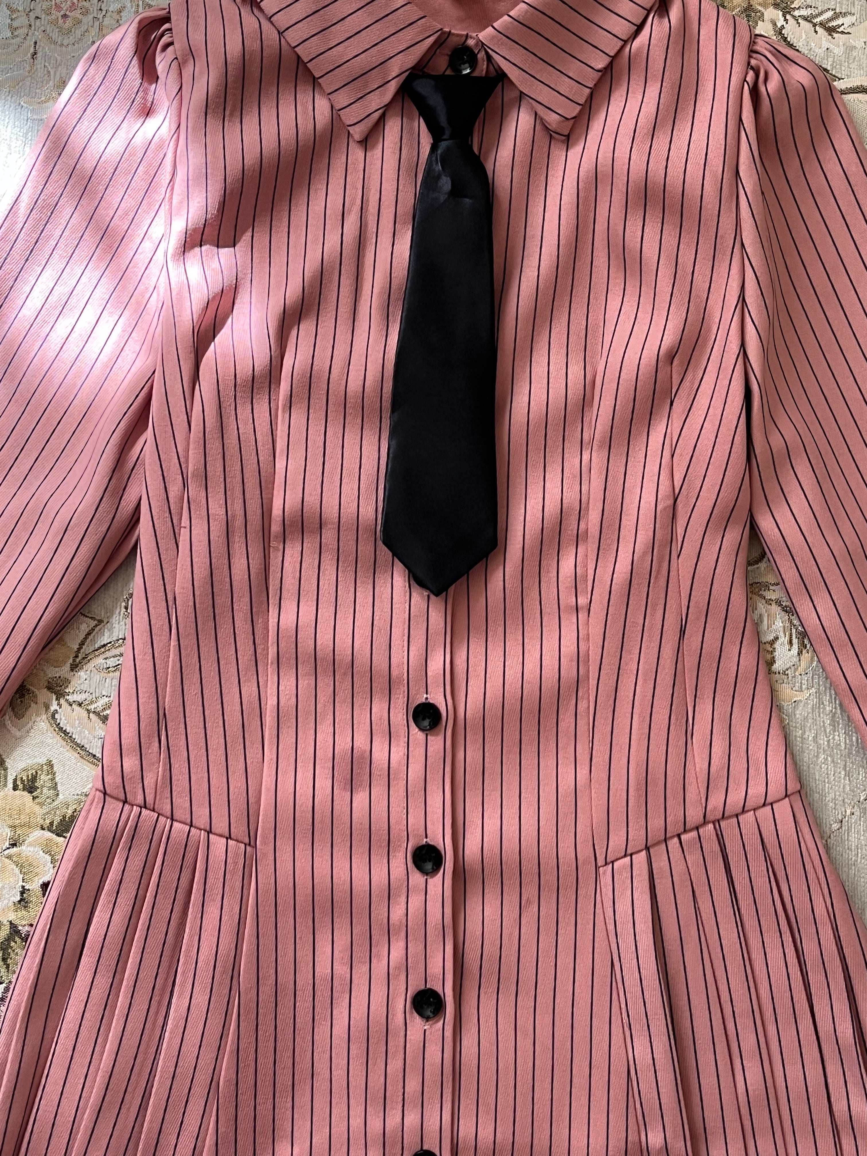 stripe tie set op