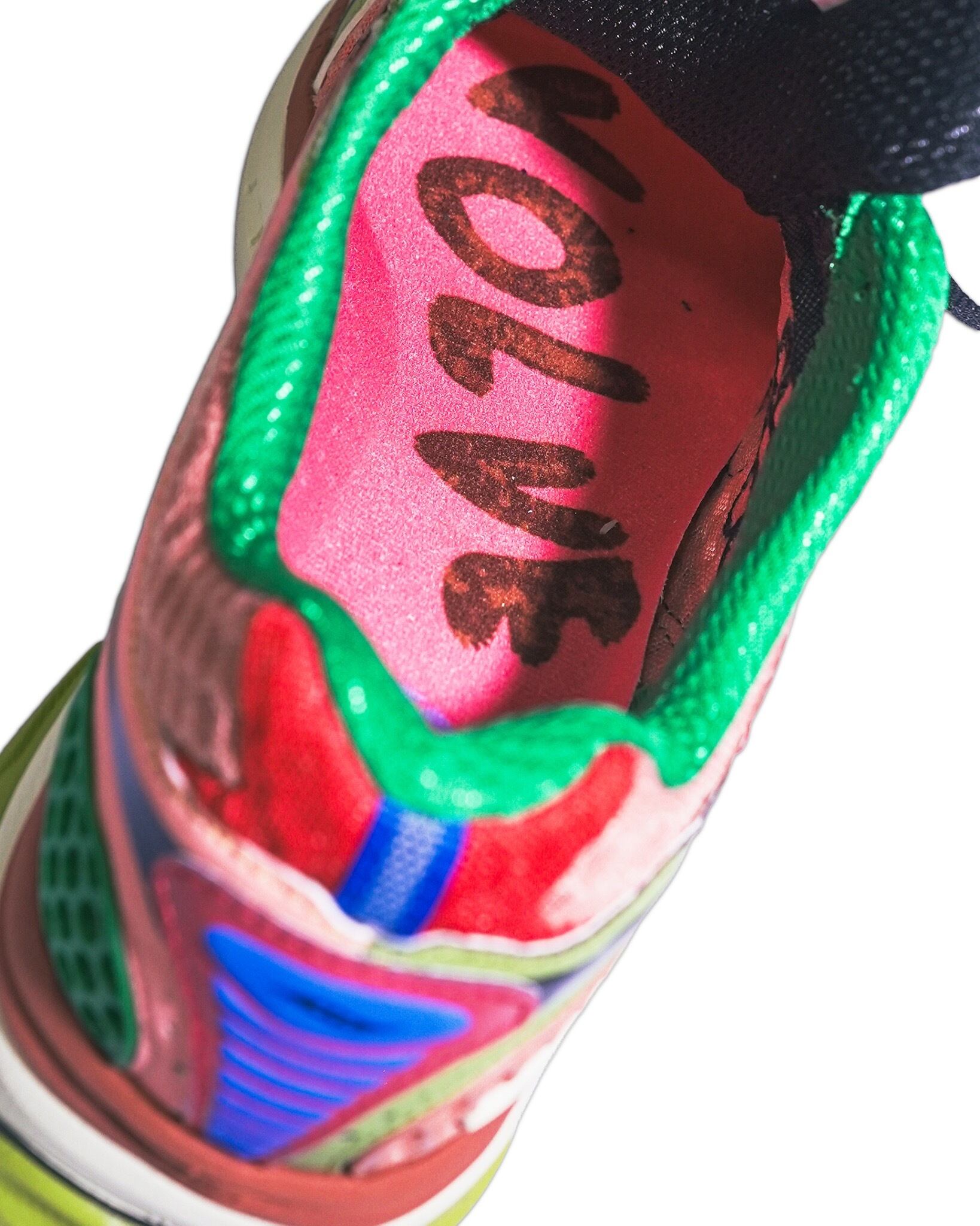 Jae Tips × Saucony ProGrid Triumph 4 