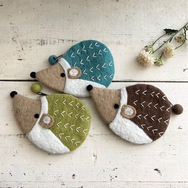 UMI　羊毛フェルト　ハンドメイド 羊毛フェルト ハリネズミ ポーチ ハンドメイド フェアトレード