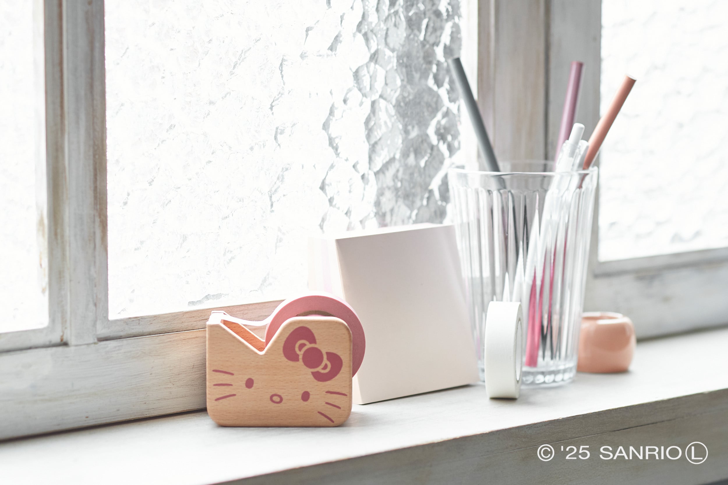 ハローキティ マスキングテープカッター | ニチガン 公式オンライン