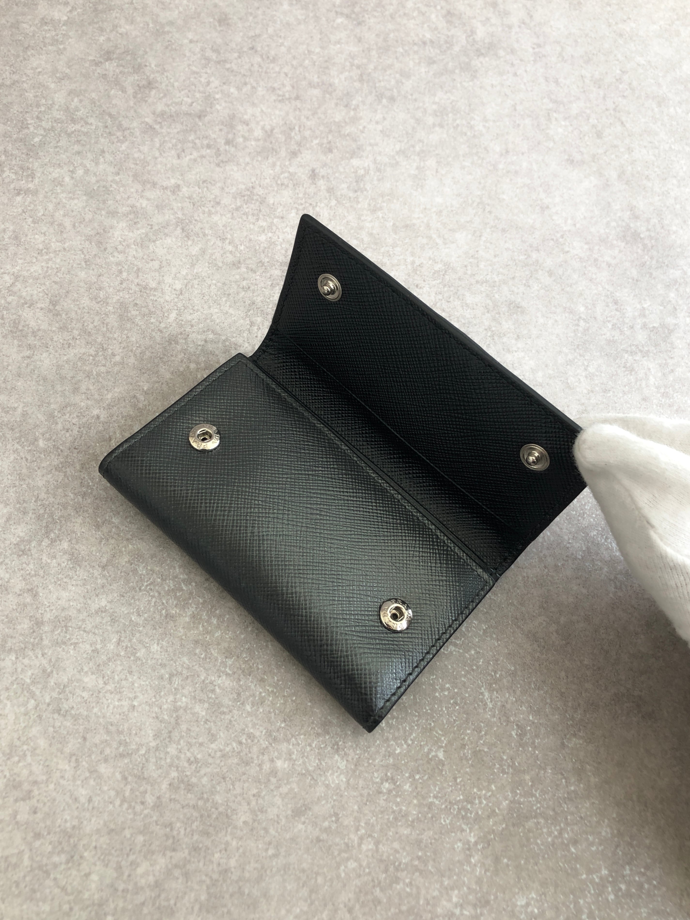 PRADA ブラック キーケース サフィアーノレザー PRADA（プラダ） サフィアーノレザー キーケース レディース メンズ 6