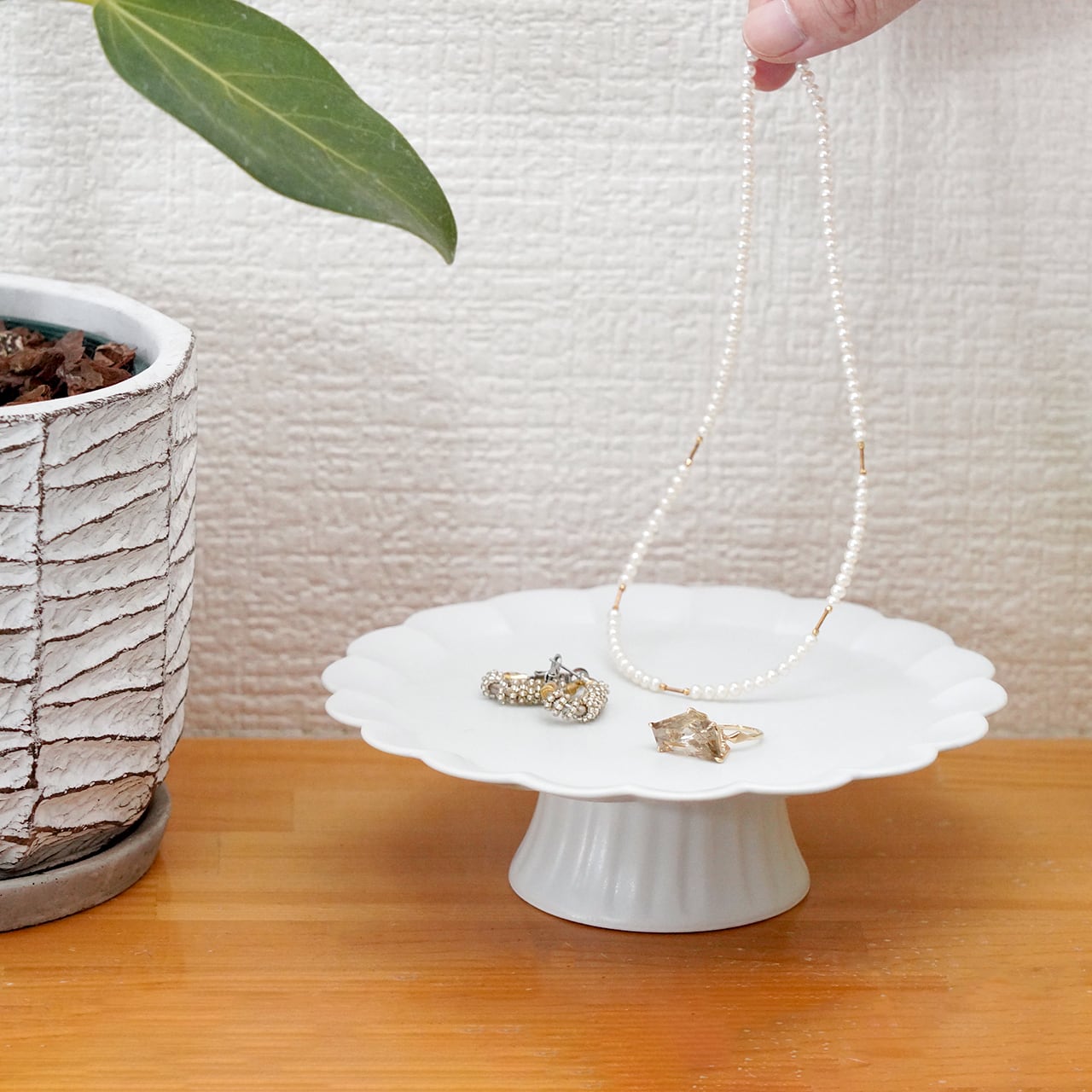 皓洋窯］フラワーコンポート（オリーブ・ホワイトバニラ） | フラッグス