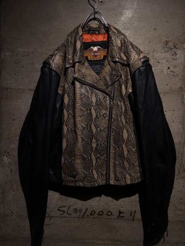 【Caka】"HARLEY DAVIDSON" Python Swiching Vintage Double Riders Leather Jacket