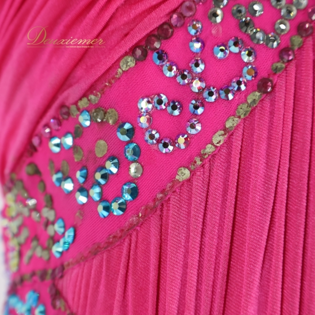 社交ダンス 衣装 チャコット クリスアン 凛舞 Chacott chrisanne スタンダードドレス ドレス ワンピース デモ フロート レース 競技 ダンス パーティ 発表会 英国製 ピンク系 おしゃれ トレンド ファッション 社交用 ダンスイベント 発表用 ステージ衣装 競技用ドレス レディース Sサイズ