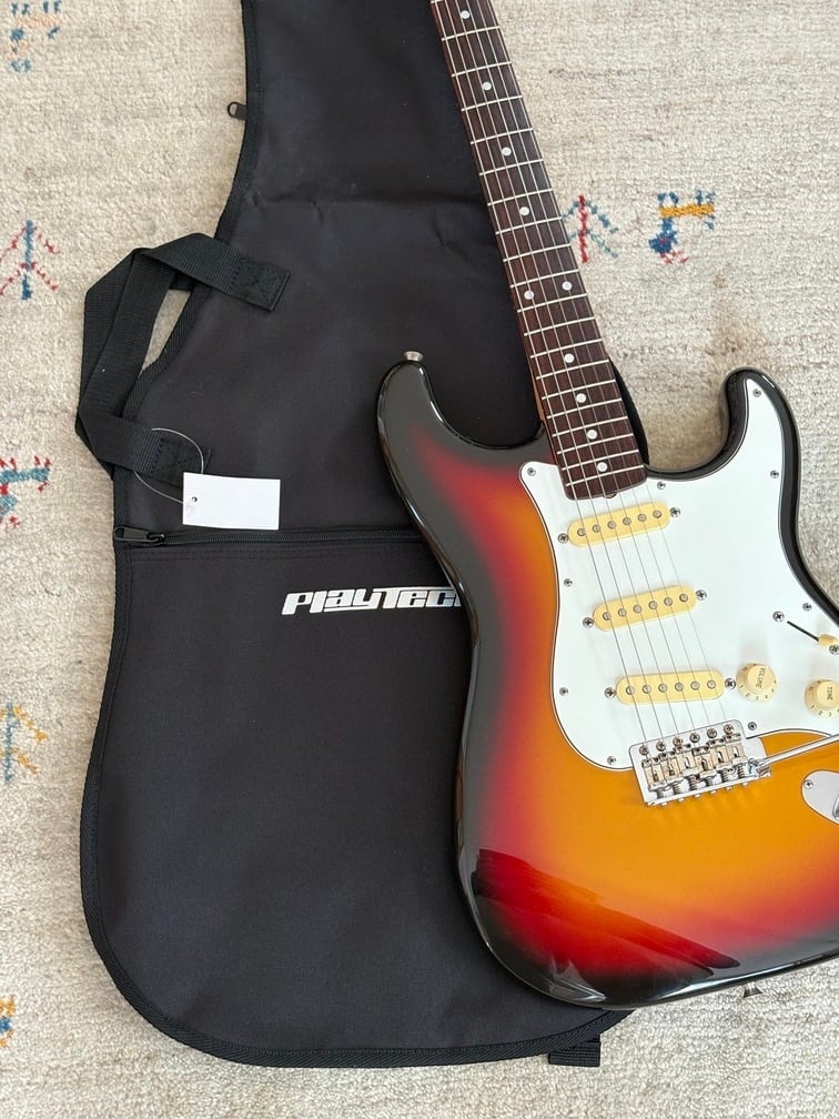 Squier SST-33 Stratocaster フジゲン製 1994-95 Squier Stratocaster SST-33 Silver Series '94-'95 | tenokuni-japan