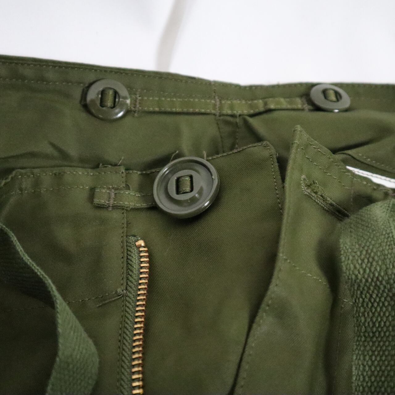 【DEADSTOCK】CANADIAN ARMY ECW WINDPROOF OVER PANTS カナダ軍 オーバーパンツ カーゴ