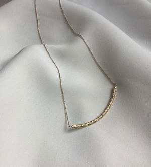 SKINNY HORIZONTAL NECKLACE