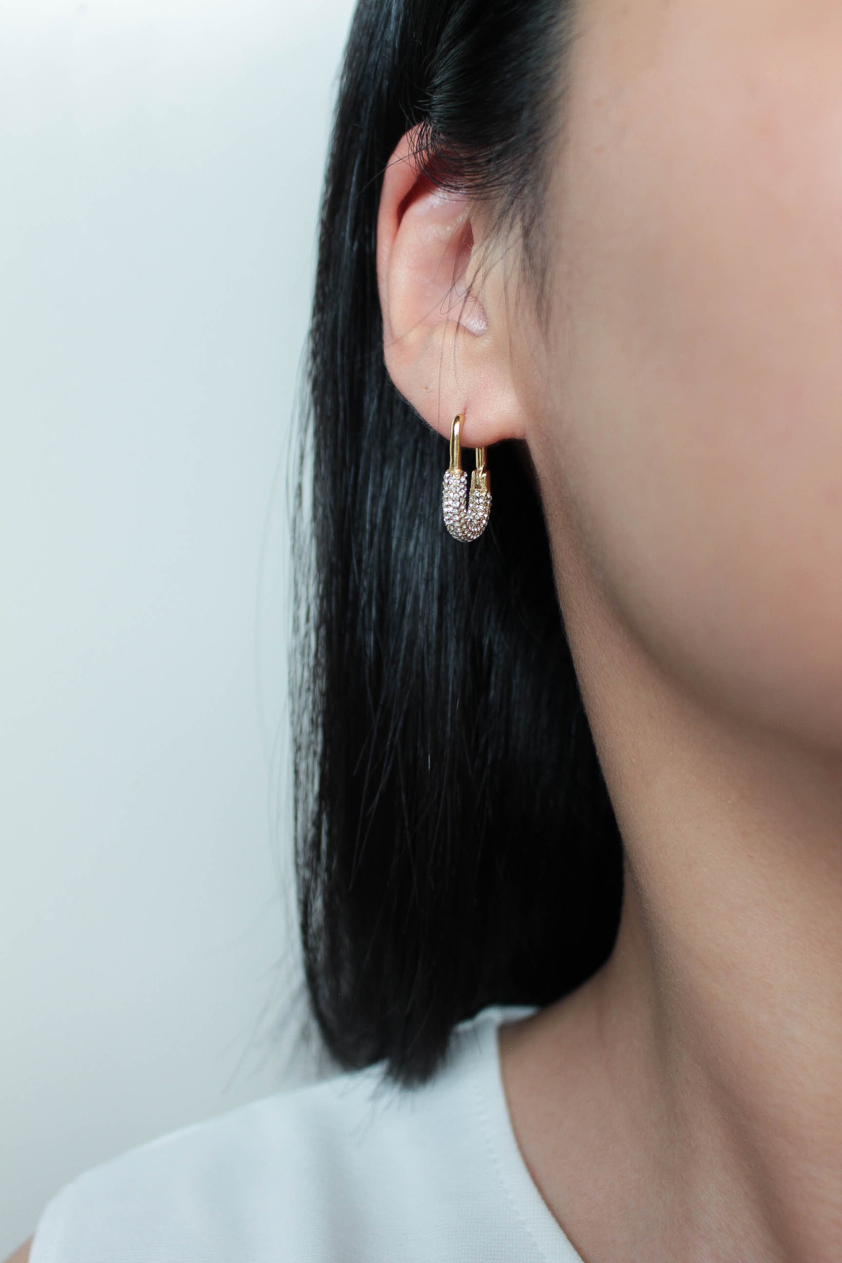 Mini Zircon U Hoop Pierce | 金属アレルギー対応のアクセサリー ebine
