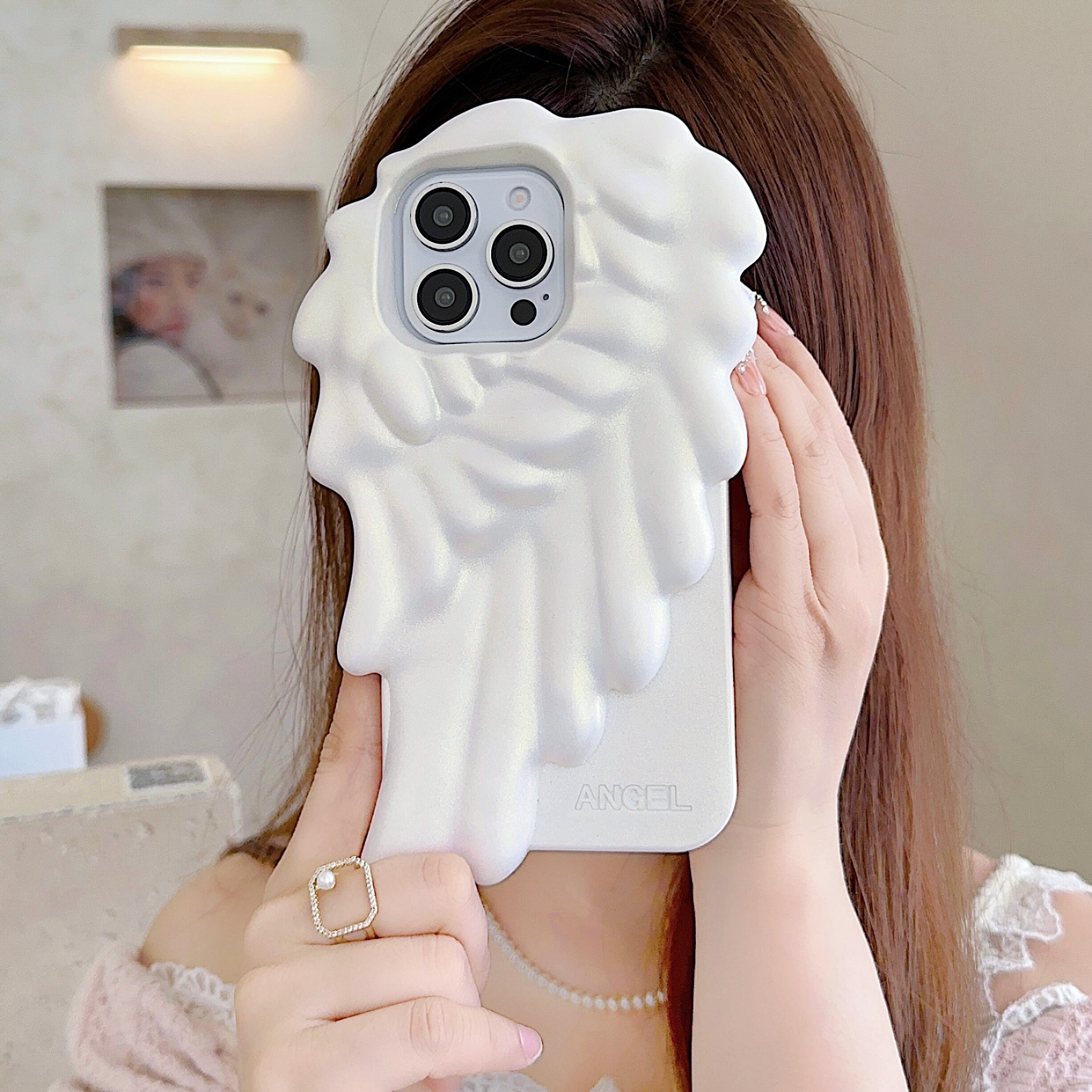 天使の翼 iPhone 17 16 15 14 13 ケース おしゃれ シリコンケース