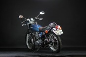 (Custom model)・GOODSEAT "STEP" (Step up)Tuckroll (LEATHER BR/BK) SR400 (78-08YEAR)