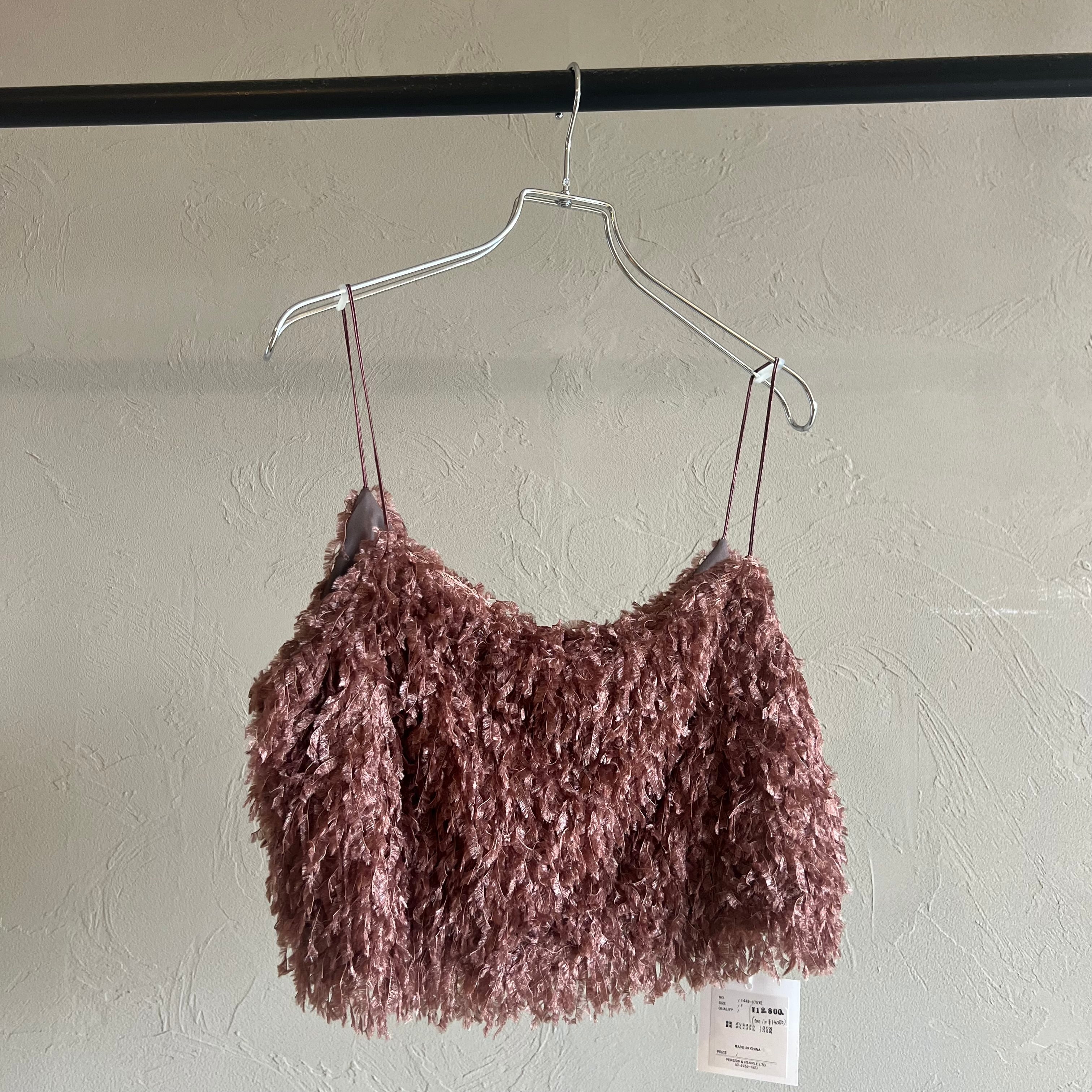 CHIGNON（シニヨン）フェザーフリンジキャミ CHIGNON】フェザーフリンジキャミ | valance 福井｜レディース