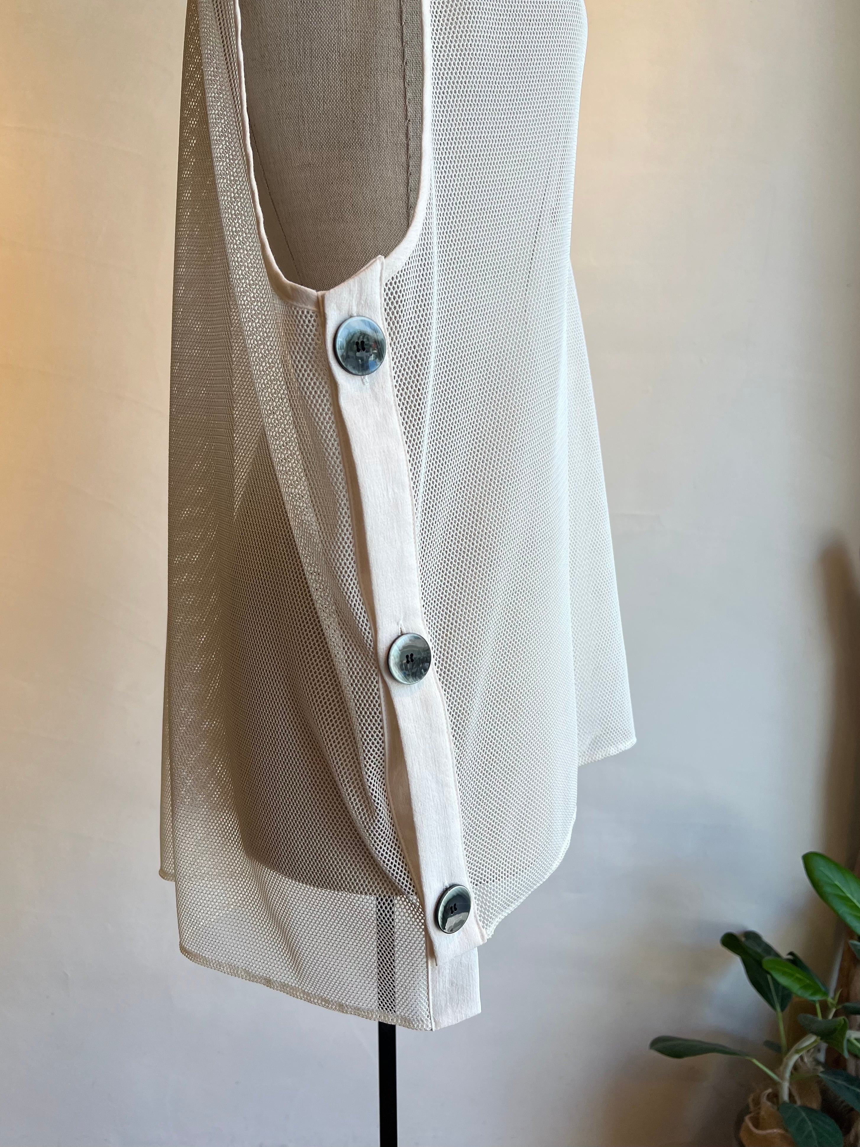 マルゴーヴィンテージ新品✨26SSメッシュサイドボタンベスト MARGAUX VINTAGE / メッシュサイドボタンベスト | anouk