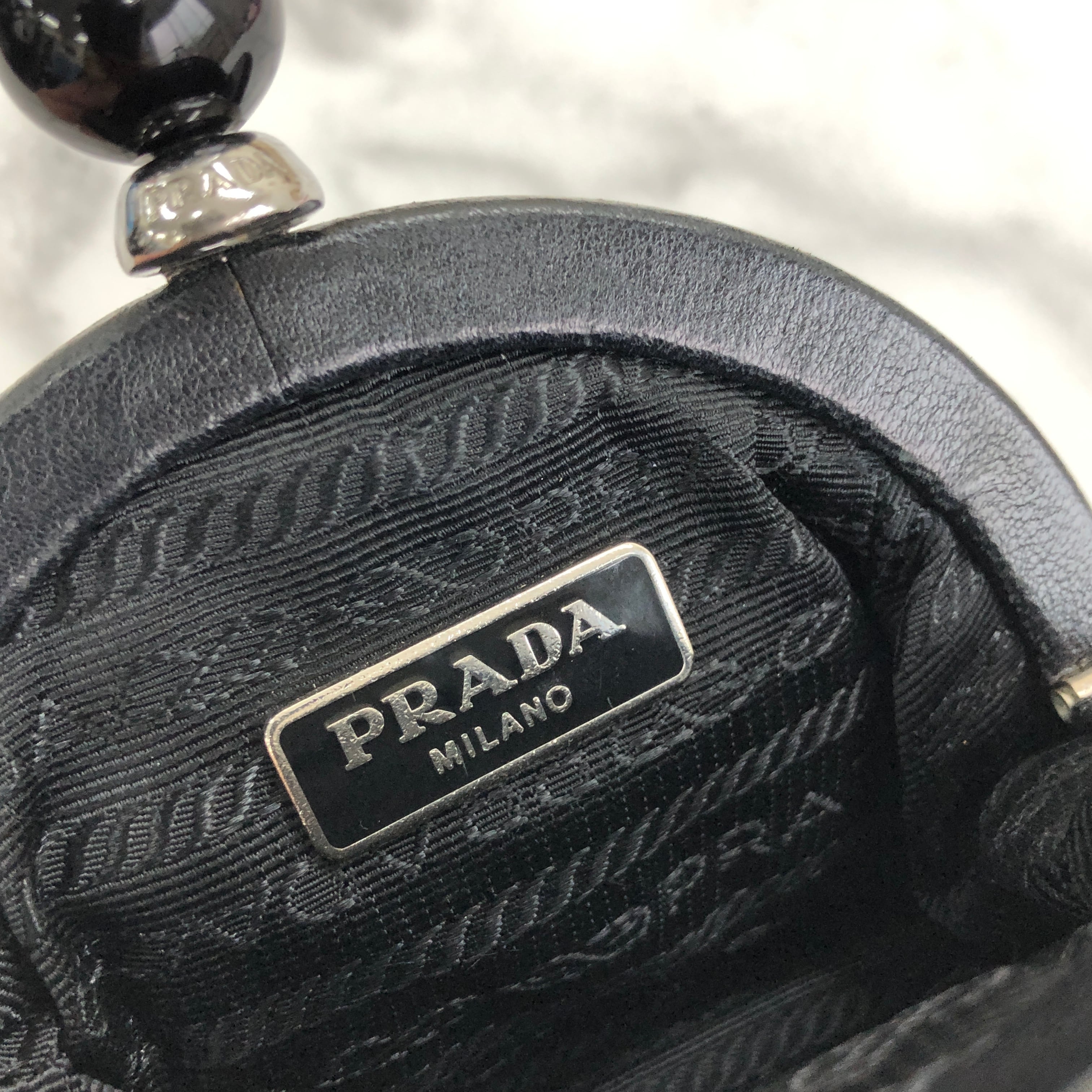 PRADA プラダ ロゴ ストーン レザー ギャザー がま口 コインケース