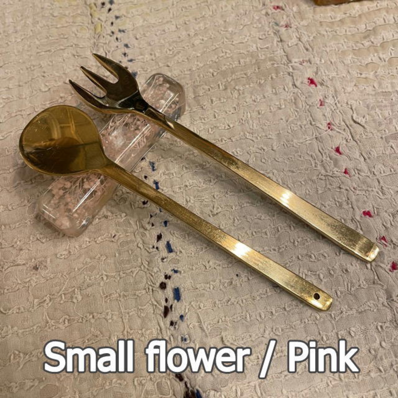 Candy-like cutlery rest large small flower 4type Orange Yellow Green Pink / キャンディーライクカトラリーレスト ラージフラワー スモールフラワー 全4種 箸置き カトラリーレスト 透明感 かわいい クリアカラー オレンジ イエロー グリーン ピンク  花柄 飴玉風 ギフト プレゼント キッチン雑貨