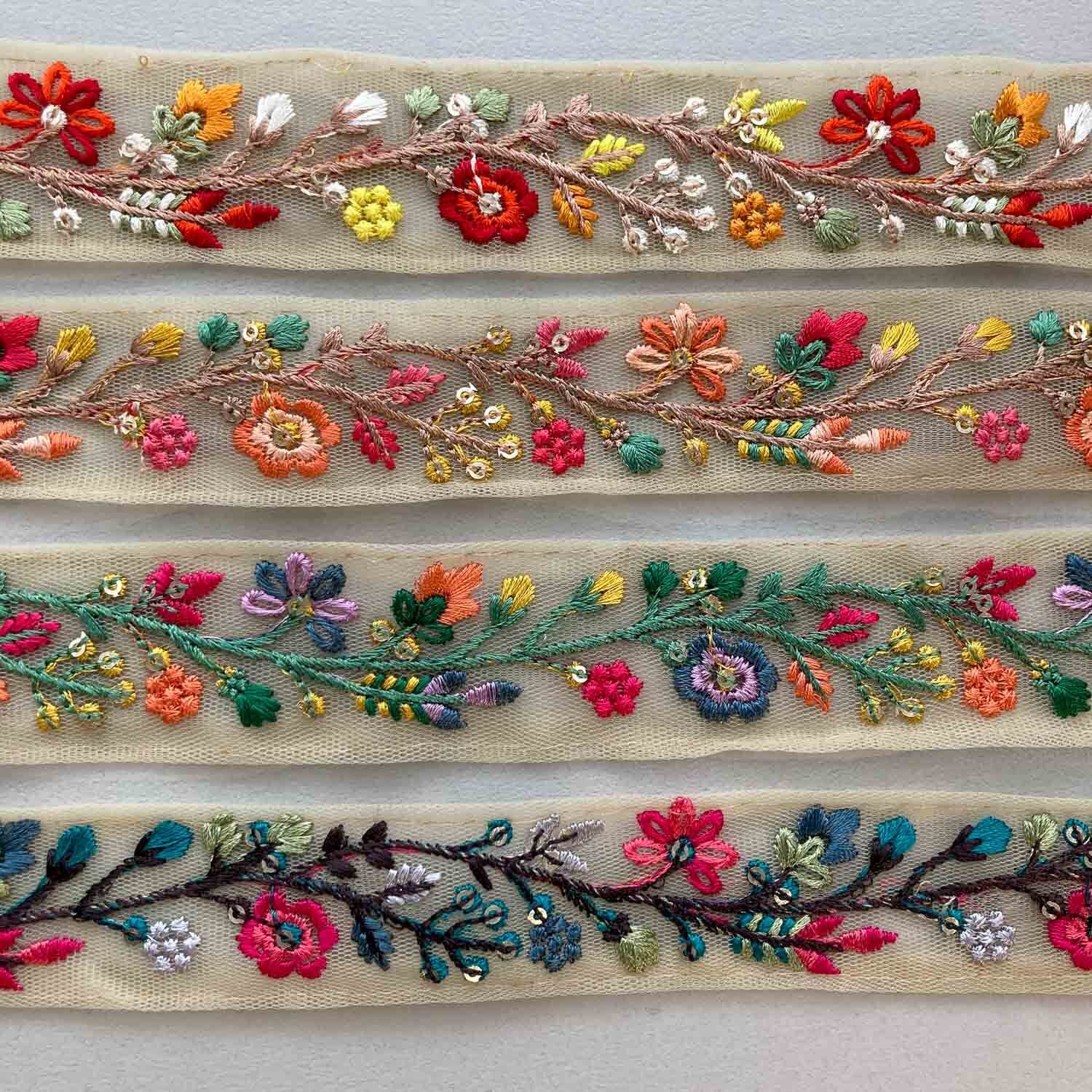 再入荷〉カラフルなお花と蕾のチュール刺繍リボン（1mカット） | Dua