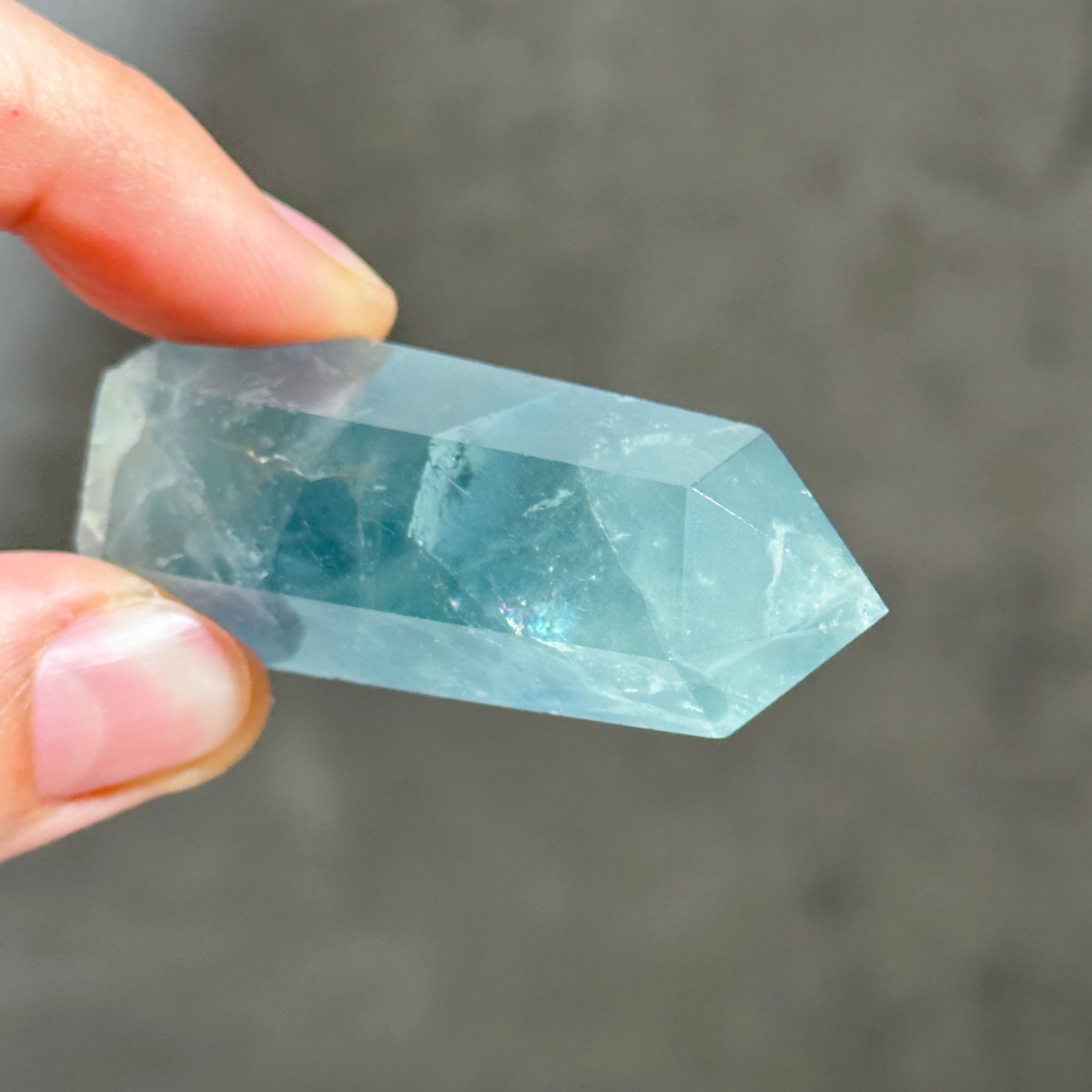 ブルー、グリーンフローライト タワー型31◇ Rainbow Fluorite