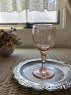 フランスVintage ピンクのリキュールグラス 食前酒 ピンクグラス ロザリングラス 1950年代 フラワーベース テーブルウェア