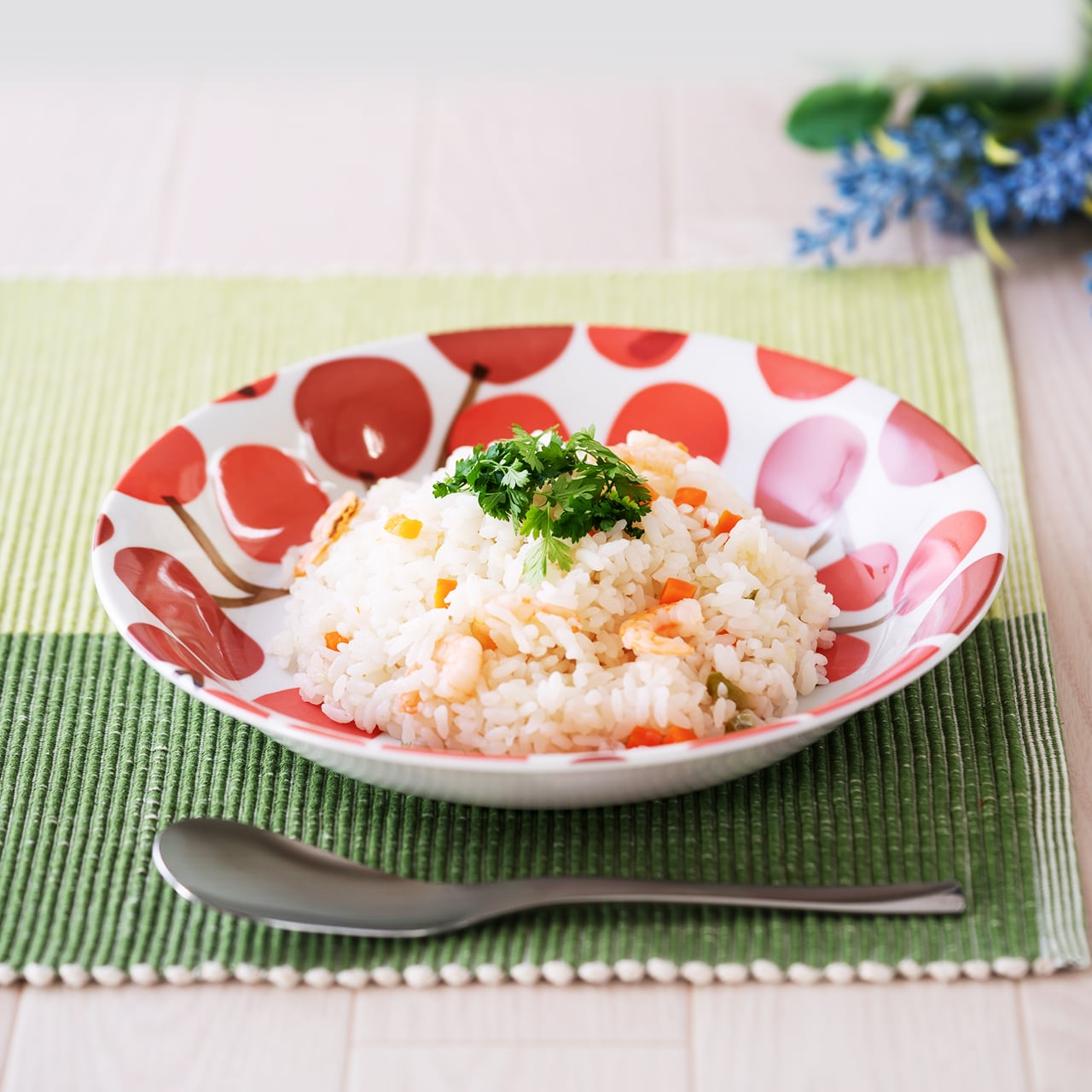 Plune. たくさんの木の実 カレー皿 | おしゃれ＆かわいい食器・雑貨