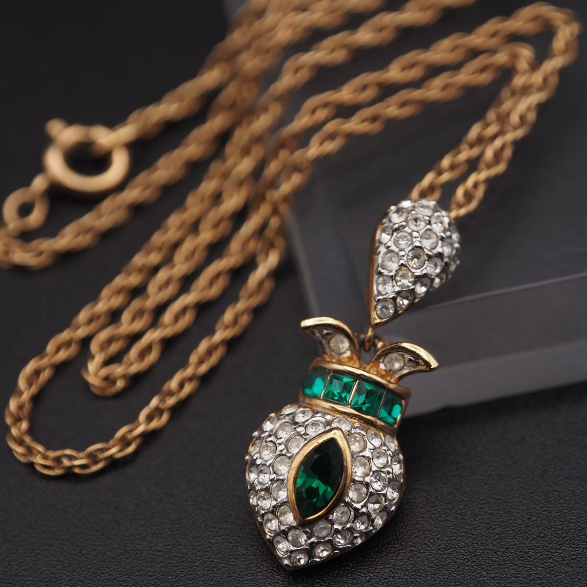 アンティークジュエリー イギリス アンティーク ジェット ブローチ 5