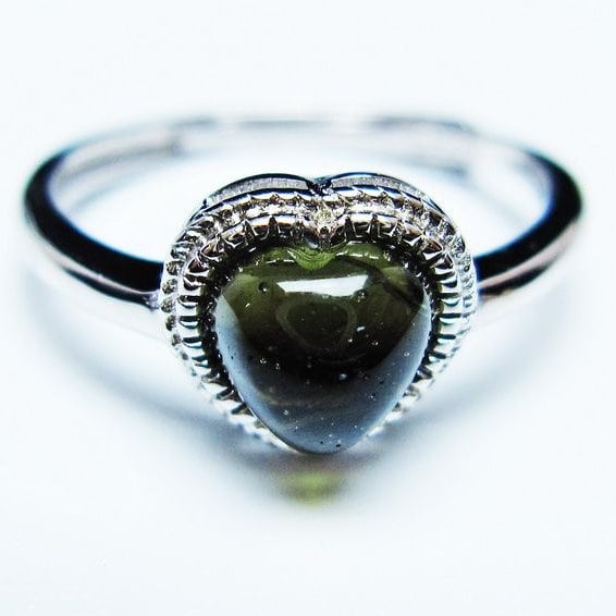 モルダバイト リング モルダウ石 指輪 ハート フリーサイズ 13号 一点物 メール便可 [M便 1/20] 199-605
