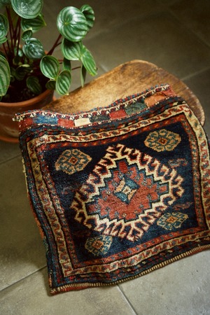 1672 - Vintage Qashqai rug