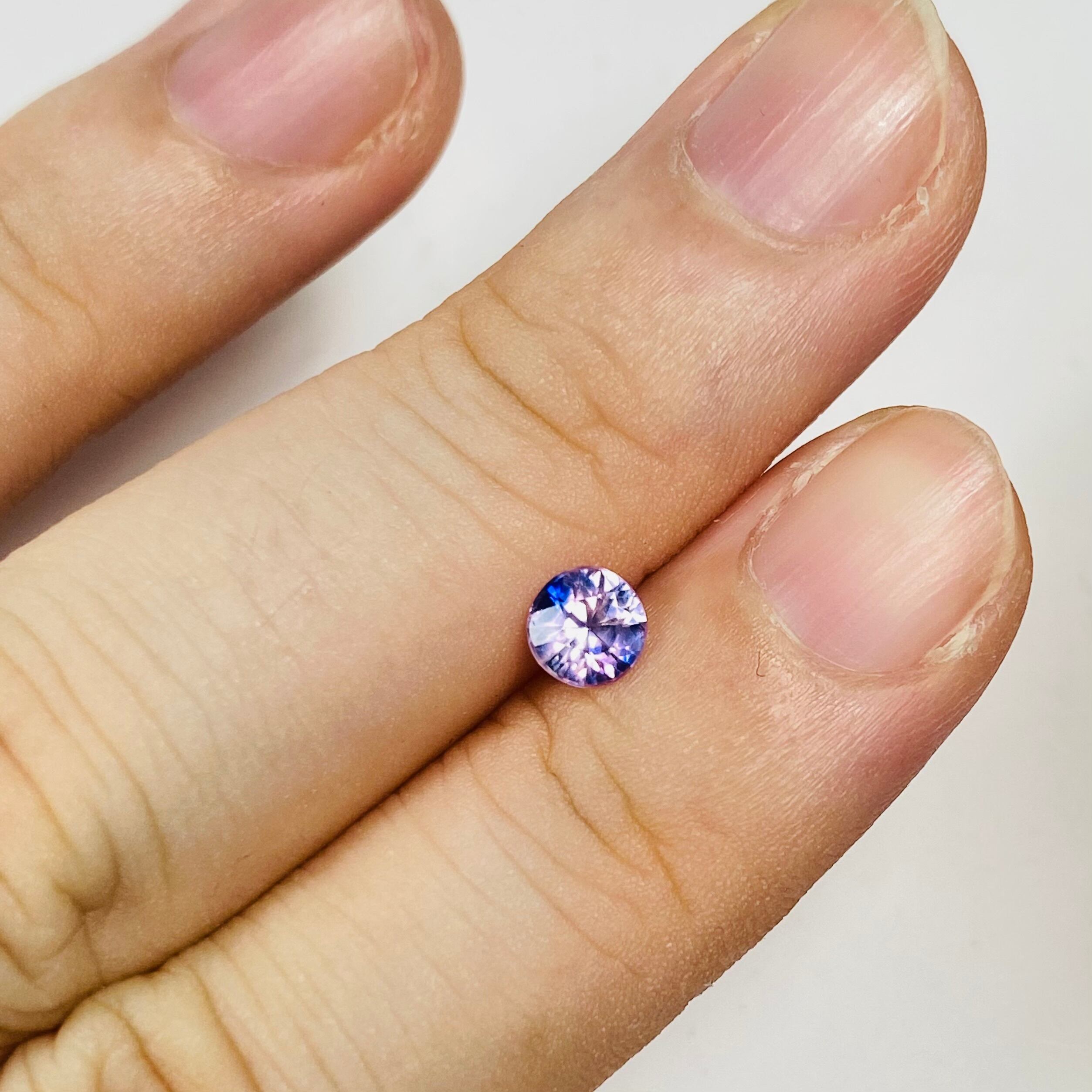 個性派 藍挿すサファイア