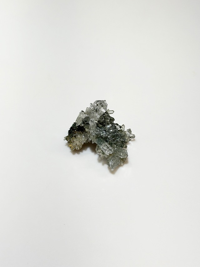 クォーツクラスター×クローライト【ML-0125】インド マニハール