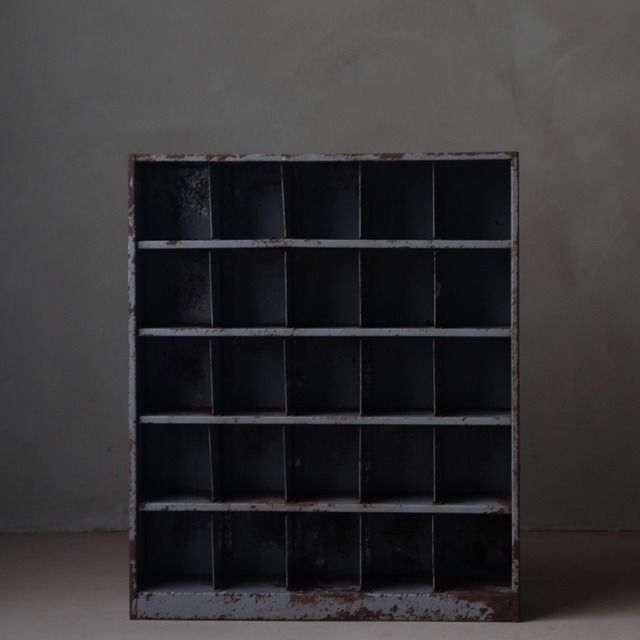 Shelf
