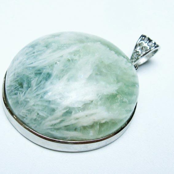 エンジェルフェザー フローライト ペンダント 一点物 112-12085