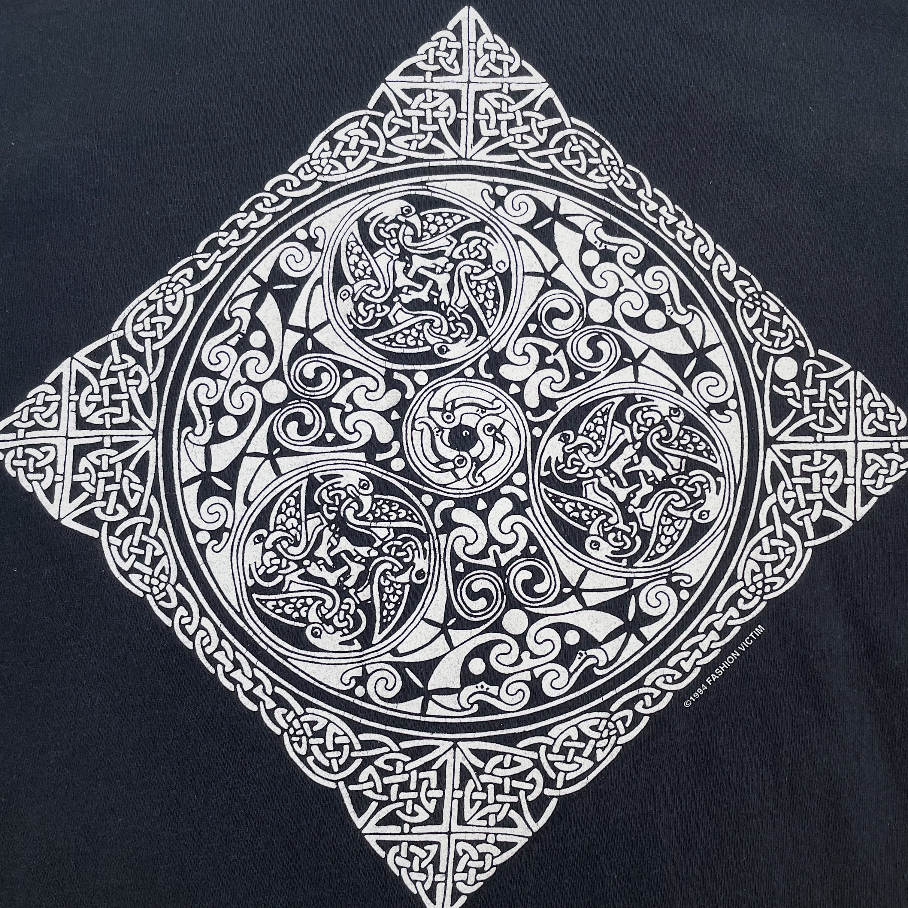 00s FASHION VICTIM L/S “ケルト柄” | Avalon -vintage-