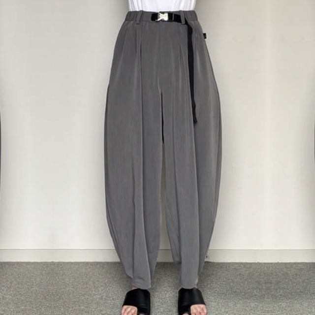 【 1％】(Per-WIDE)ビッグワイドな裾しぼりシルエットパンツ
