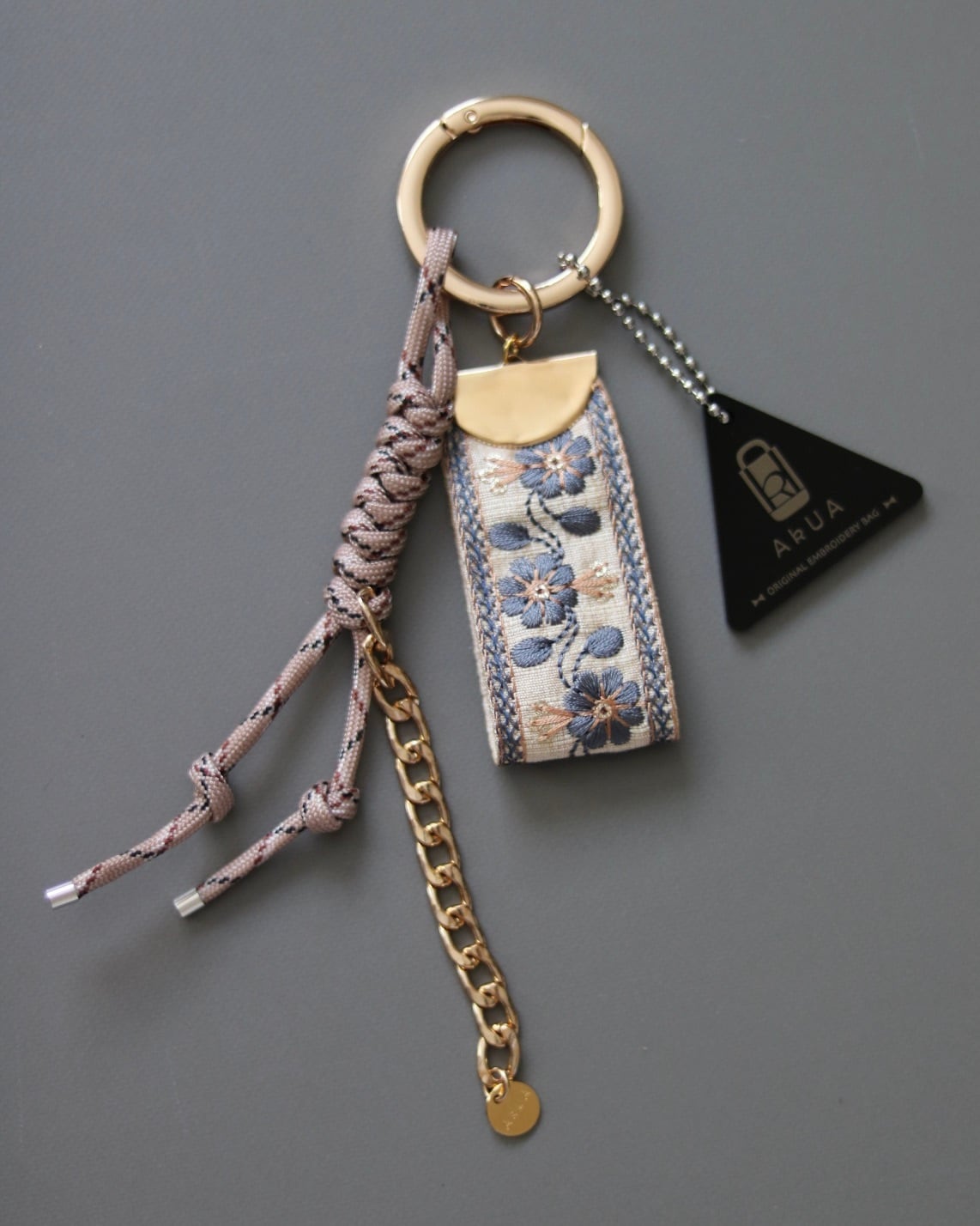 BAG CHARM (GOLD)