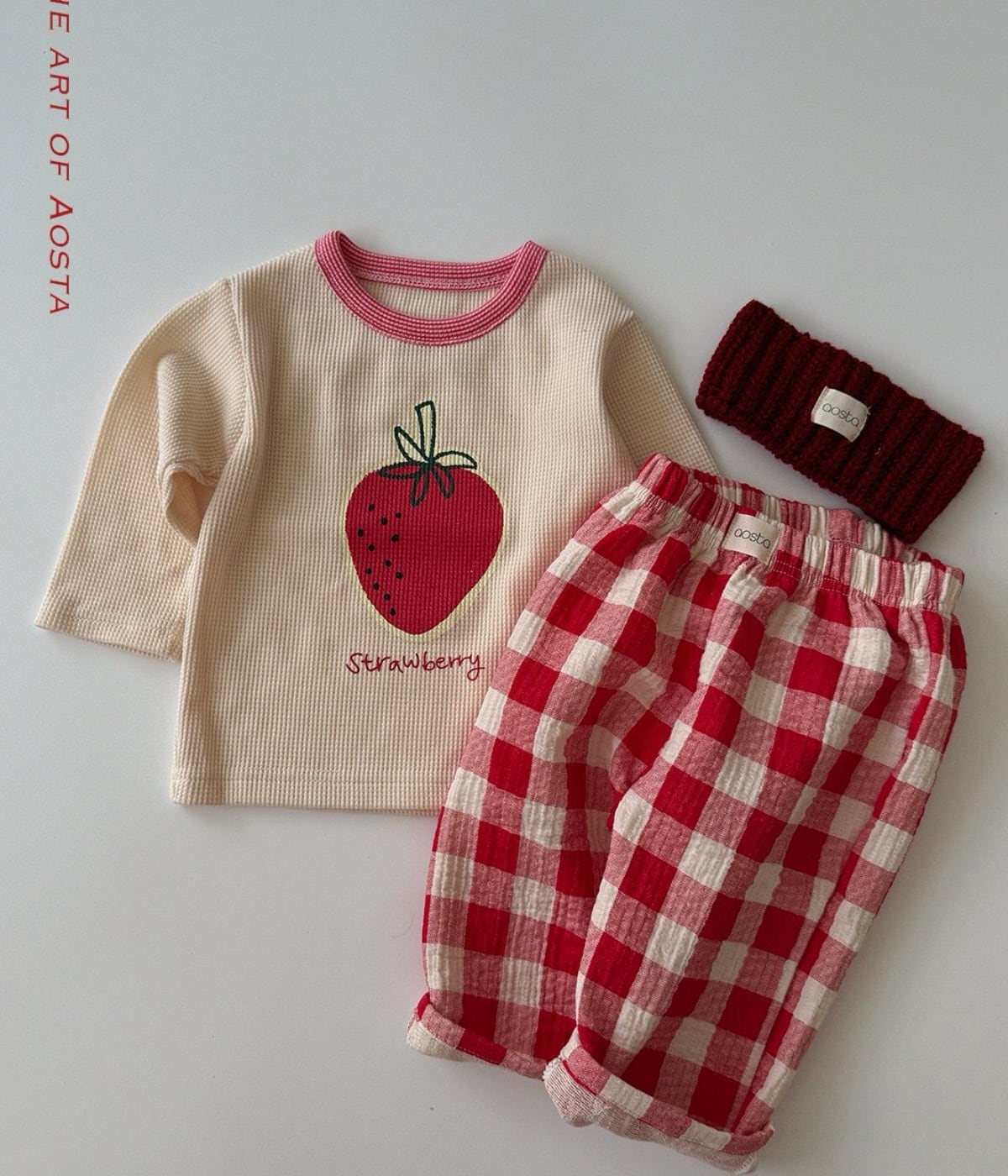 送料無料【予約】/ いちごTシャツ / aosta