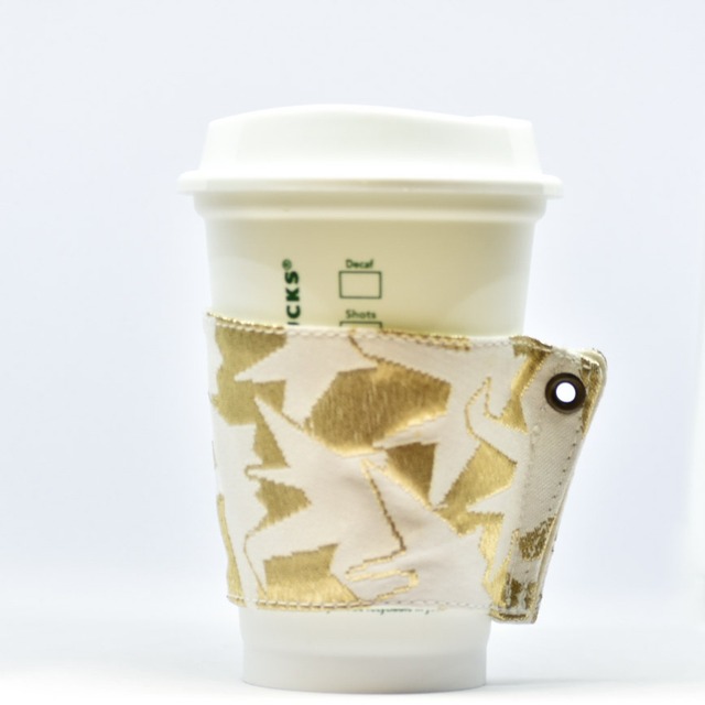 帯 カップスリーブ コーヒースリーブ リメイク 日本製 ホワイト×ゴールド 折鶴 - cup sleeve