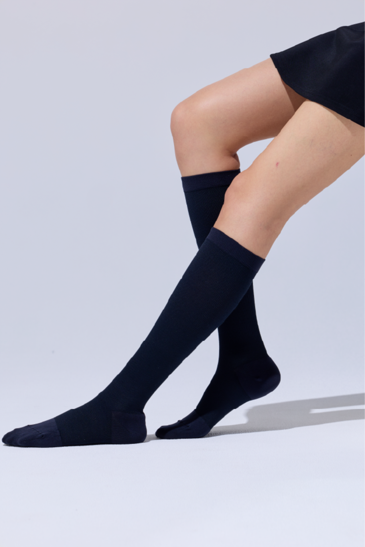 【新品未開封】peu a beaute ハイソックス　ブラック f0881e9dd1ab3bf0b7d61740a9f3c5