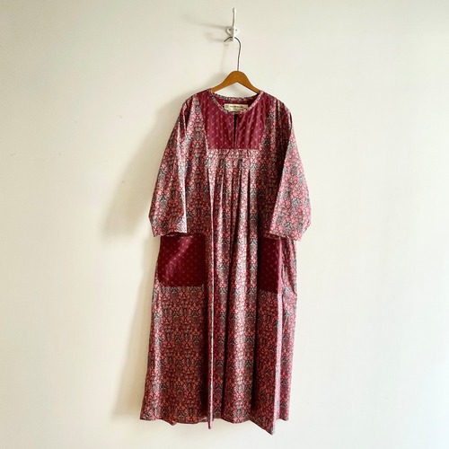 C-71223 Liberty×Embroidery Tuck Dress