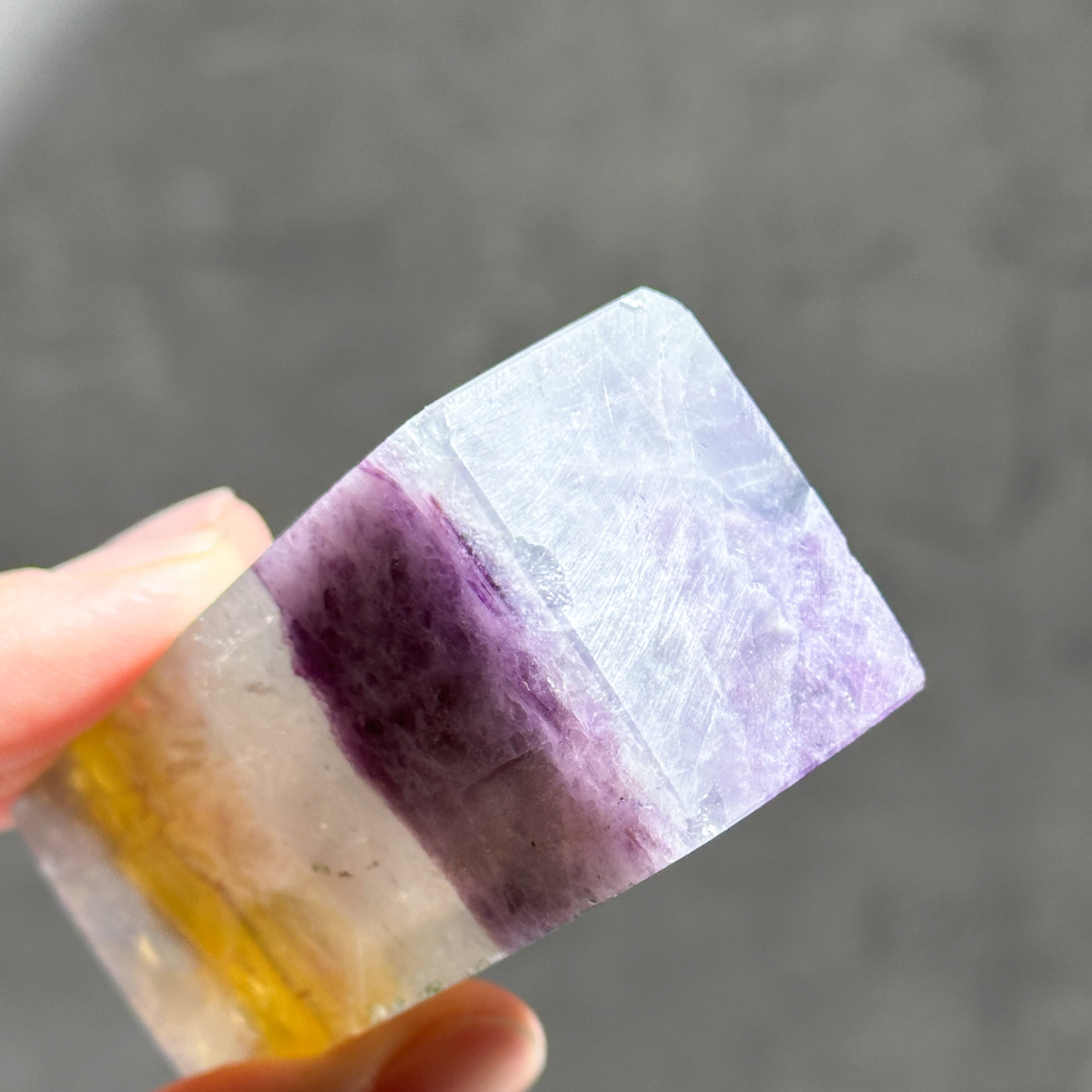 レインボーフローライト タワー15◇ Rainbow Fluorite ◇天然石・鉱物