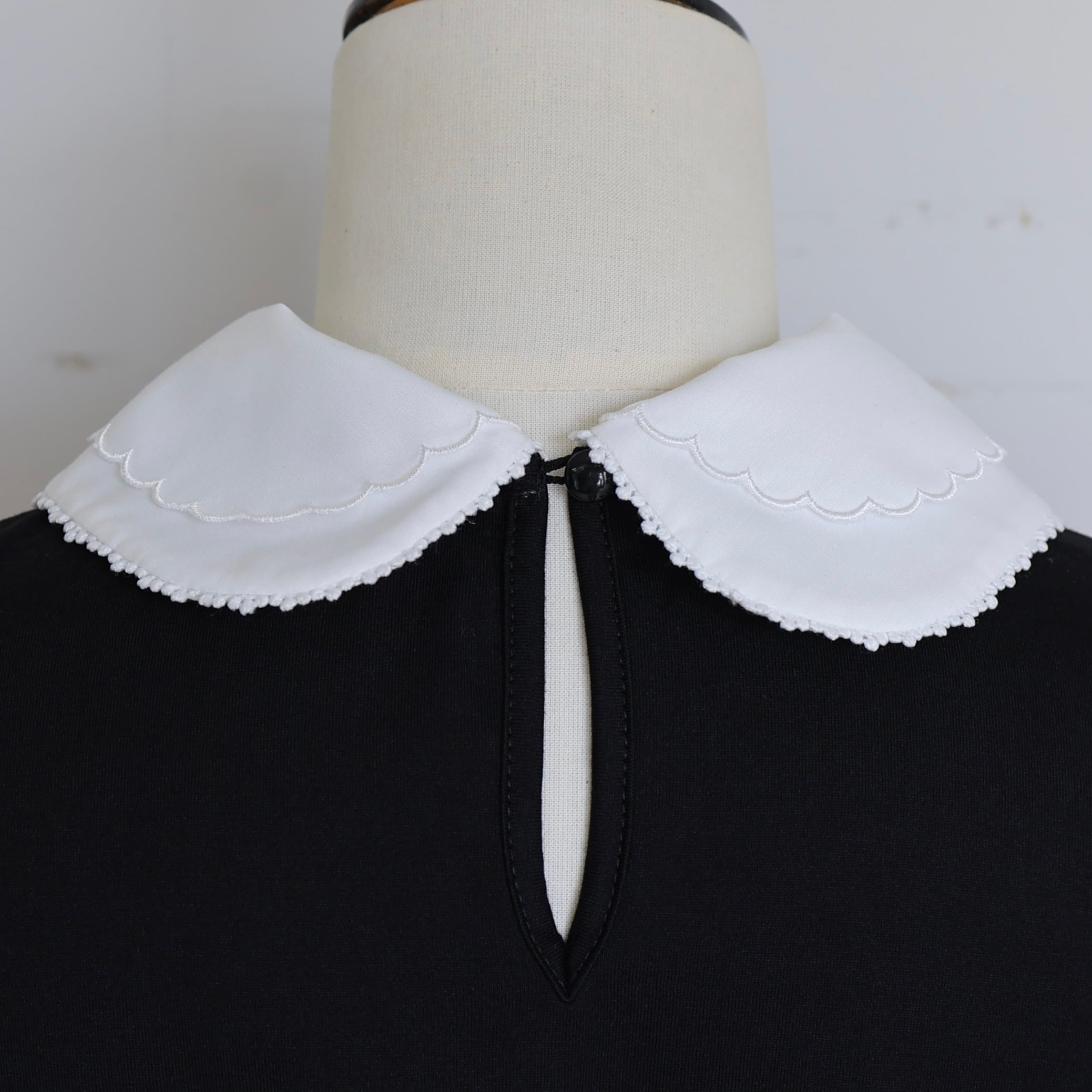 GPS-560 Charming Tee | gypsohila