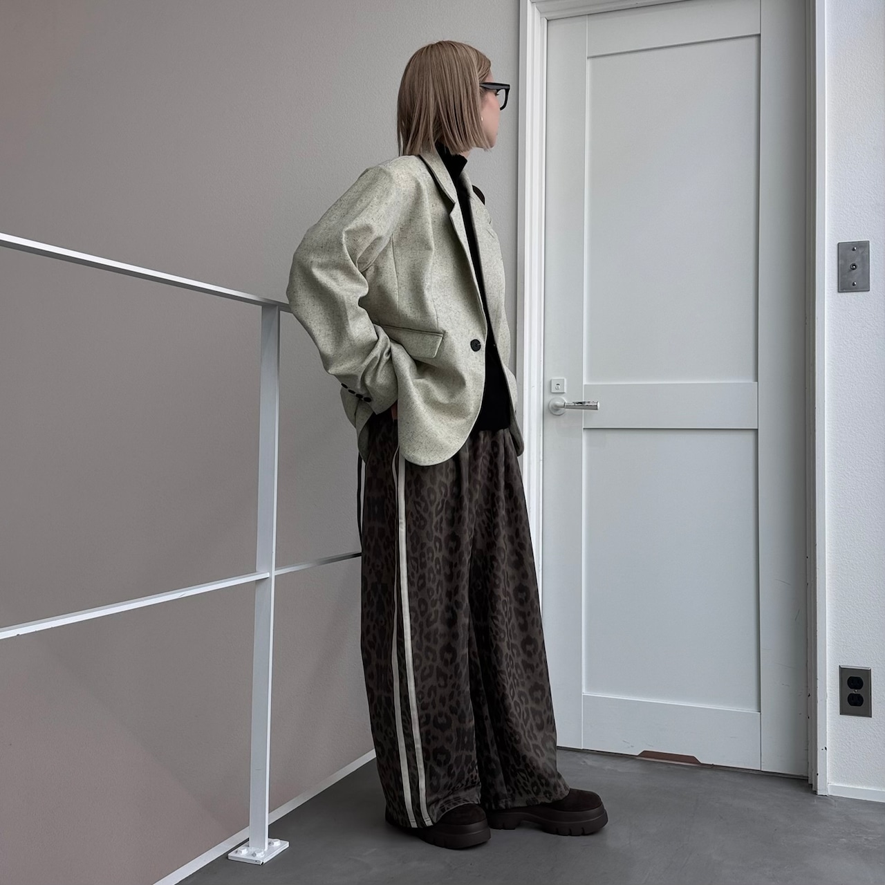 mixツイルオーバーハンサムJK/ライトベージュ