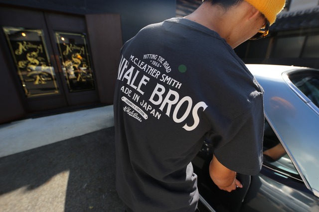 Whale & Co. ロゴ Tシャツ 胸ポケット付き（ST02）