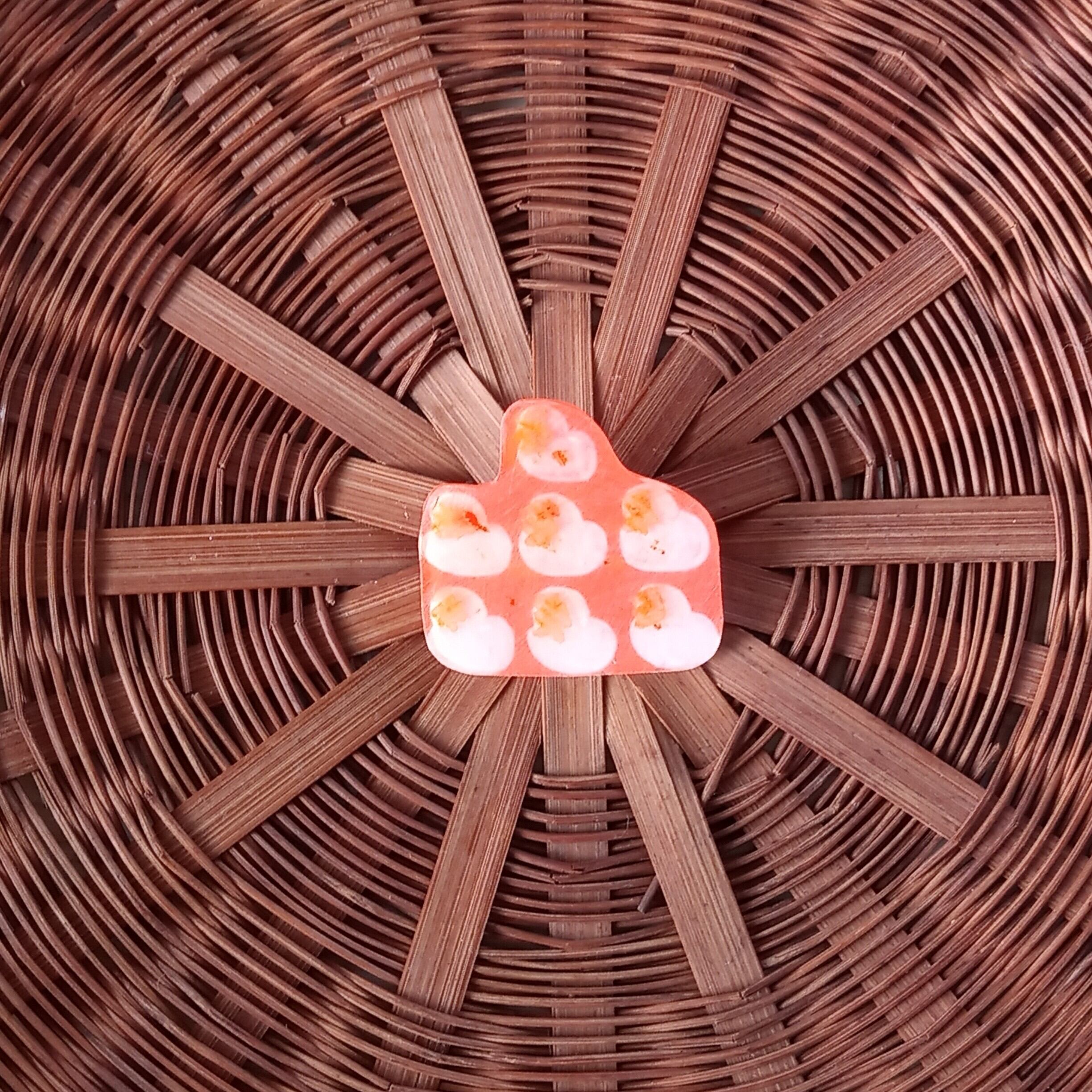 ヘンテコ ブローチ 「おもち」